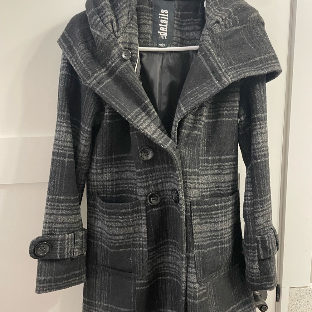 Women’s plaid coat